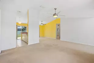 1701 SW Cashmere Blvd, Port Saint Lucie, FL 34953 - Photo 11