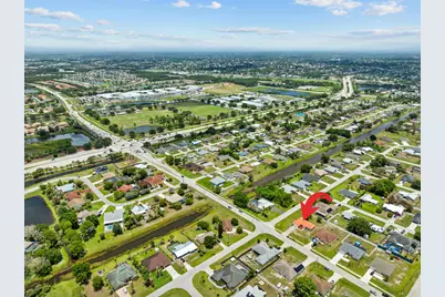 1701 SW Cashmere Boulevard, Port Saint Lucie, FL 34953 - Photo 5