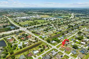 1701 SW Cashmere Blvd, Port Saint Lucie, FL 34953 - Photo 5