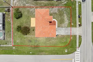 1701 SW Cashmere Blvd, Port Saint Lucie, FL 34953 - Photo 3