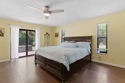 16888 Hialeah Drive W, The Acreage, FL 33470 - Photo 21