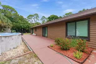 16888 Hialeah Dr W, The Acreage, FL 33470 - Photo 39