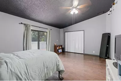 16888 Hialeah Drive W, The Acreage, FL 33470 - Photo 35