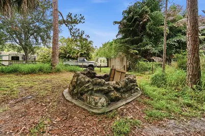 16888 Hialeah Drive W, The Acreage, FL 33470 - Photo 49