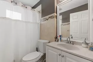 16888 Hialeah Dr W, The Acreage, FL 33470 - Photo 25