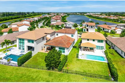 9027 Grand Prix Lane, Boynton Beach, FL 33472 - Photo 45