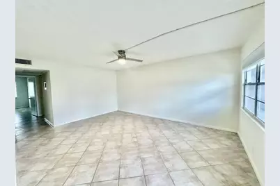 1047 Exeter C, Boca Raton, FL 33434 - Photo 7
