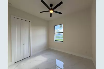 515 Kingsbury Lane, Lehigh Acres, FL 33974 - Photo 13
