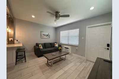 119 Sunrise Avenue #A, Lantana, FL 33462 - Photo 3