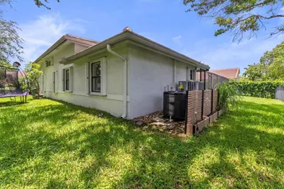 4911 NW 96th Drive, Coral Springs, FL 33076 - Photo 23