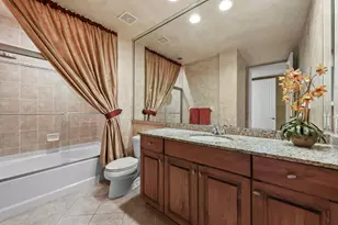 347 N New River Dr E, Fort Lauderdale, FL 33301 - Photo 29