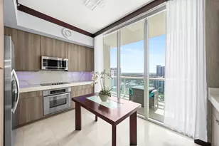 347 N New River Dr E, Fort Lauderdale, FL 33301 - Photo 21