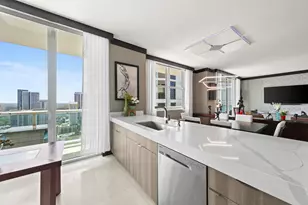347 N New River Dr E, Fort Lauderdale, FL 33301 - Photo 17