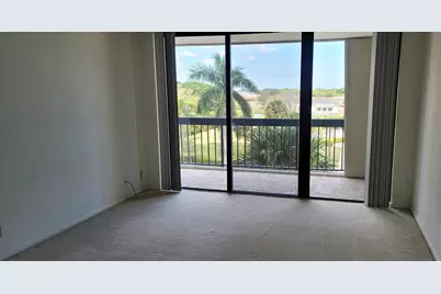 2425 Presidential Way #402, West Palm Beach, FL 33401 - Photo 13