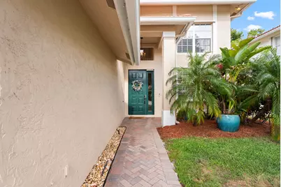 126 Hidden Hollow Drive, Palm Beach Gardens, FL 33418 - Photo 3