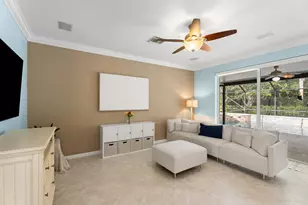 126 Hidden Hollow Dr, Palm Beach Gardens, FL 33418 - Photo 7