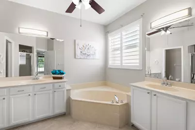 126 Hidden Hollow Drive, Palm Beach Gardens, FL 33418 - Photo 21