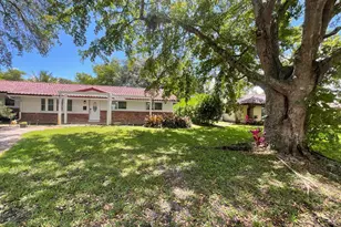 3205 NW 87th Ave, Coral Springs, FL 33065 - Photo 3