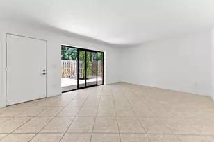 825 Center St, Jupiter, FL 33458 - Photo 5