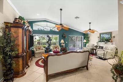 6948 SE Twin Oaks Circle, Stuart, FL 34997 - Photo 7