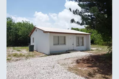 2107 San Marcos Avenue, Fort Pierce, FL 34946 - Photo 1