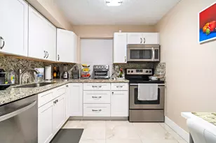 2000 Atlantic Shores Blvd, Hallandale Beach, FL 33009 - Photo 27