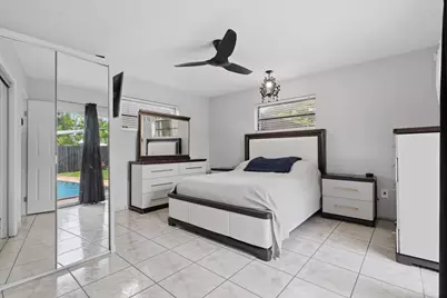 6448 Custer Street, Hollywood, FL 33024 - Photo 15