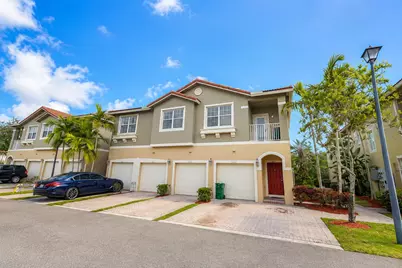 9064 Plymouth Place #9064, Tamarac, FL 33321 - Photo 3