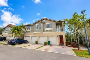 9064 Plymouth Pl, Tamarac, FL 33321 - Photo 3