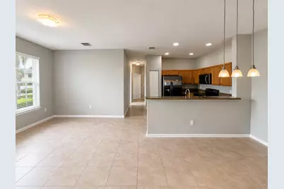 9064 Plymouth Place #9064, Tamarac, FL 33321 - Photo 5