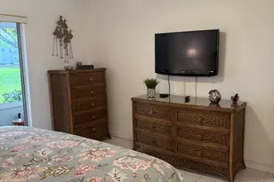 146 Somerset H, West Palm Beach, FL 33417 - Photo 11