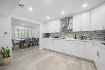 6850 NW 7th Street, Plantation, FL 33317 - Photo 5