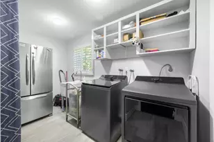 6850 NW 7th St, Plantation, FL 33317 - Photo 11