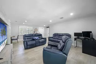 6850 NW 7th St, Plantation, FL 33317 - Photo 7