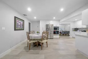 6850 NW 7th St, Plantation, FL 33317 - Photo 9