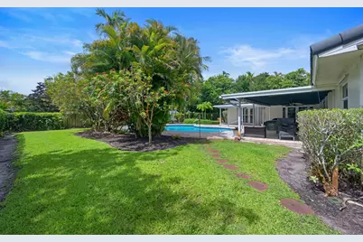 6850 NW 7th Street, Plantation, FL 33317 - Photo 27