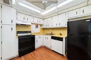 3170 Holiday Springs Blvd, Margate, FL 33063 - Photo 5