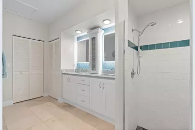 6266 Madras Circle, Boynton Beach, FL 33437 - Photo 11