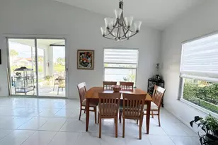 109 Derby Ln, Royal Palm Beach, FL 33411 - Photo 5