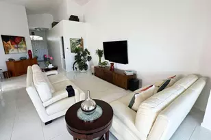 109 Derby Ln, Royal Palm Beach, FL 33411 - Photo 5