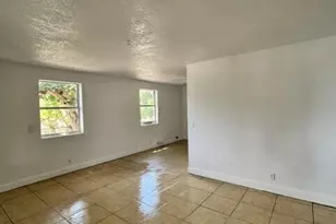 554 W 1st St, Riviera Beach, FL 33404 - Photo 3