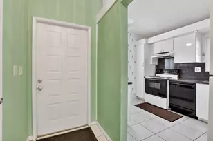 8159 Summerbreeze Ln, Boca Raton, FL 33496 - Photo 5