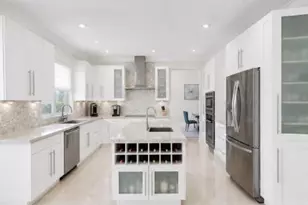 19245 Skyridge Cir, Boca Raton, FL 33498 - Photo 3