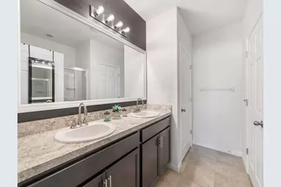 10057 SW Newberry Avenue, Port Saint Lucie, FL 34987 - Photo 9