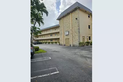 5100 NW 35th Street #104, Lauderdale Lakes, FL 33319 - Photo 23