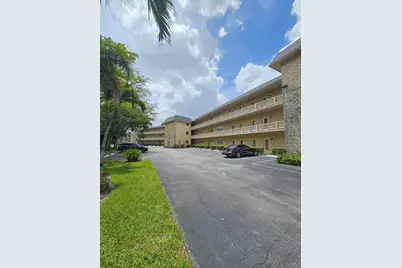5100 NW 35th Street #104, Lauderdale Lakes, FL 33319 - Photo 25