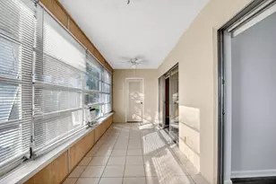 201 Oxford 600, West Palm Beach, FL 33417 - Photo 23