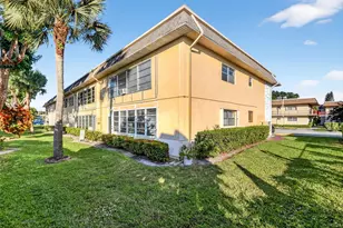 201 Oxford 600, West Palm Beach, FL 33417 - Photo 25