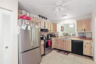 4235 Lucerne Villas Ln, Greenacres, FL 33467 - Photo 15