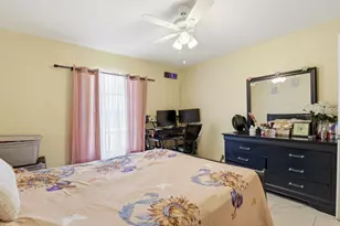 4325 Lucerne Villas Ln, Greenacres, FL 33467 - Photo 39